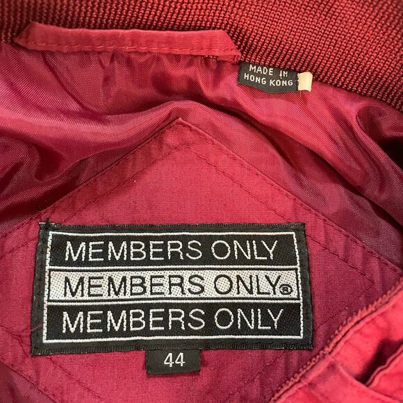 Vintage Members Only Burgundy Bomber Jacket Size 44 Hong Kong Nylon Lined - Picture 3 of 9